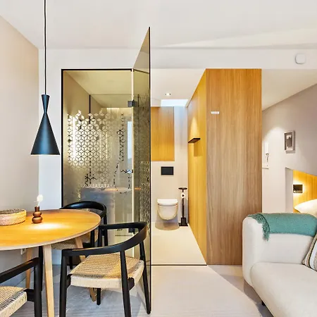 Modern And Cozy Retreat Near The Apartment Luxembourg