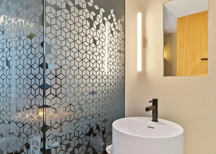 Kro Modern Near Gare & Center, Wi-fi *